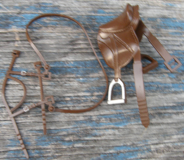 Model Horse Tack Props Grand Champions English Saddle & Bridle Set Model Horse Accessories