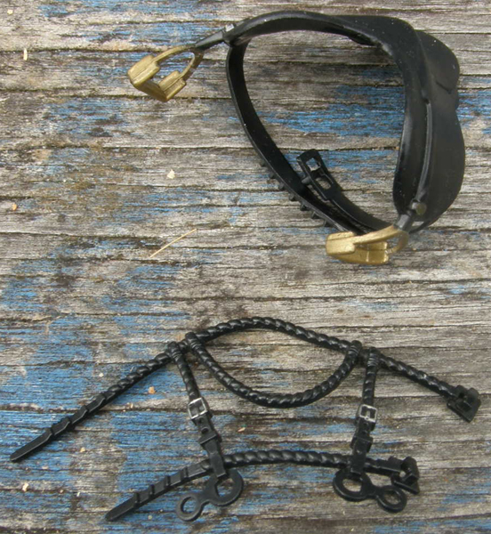 Model Horse Tack Props Grand Champions English Saddle & Bridle Set Model Horse Accessories