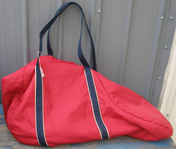 Tally Ho Fleece Lined Nylon English Saddle Carrying Case English Saddle Bag Storage Bag Red