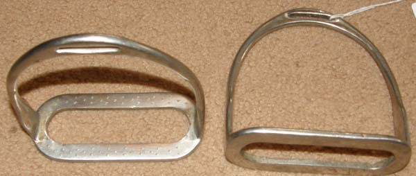 4 3/4” Fillis English Stirrups Stirrup Irons