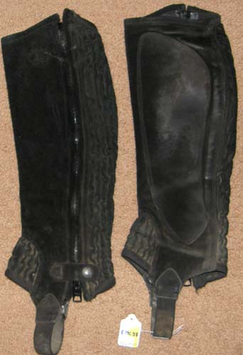 AK FLYNN Half Chap Van Echt Leer - Achterrits Met Stretch Voor Paardrijden - Zwart (Maat S)