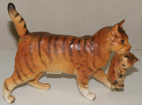Vintage Enesco? Napco? Norcrest? Lefton? Japan China Mama Cat Carrying Kitten In Mouth Walking Ceramic Momma Orange Tabby Cat Porcelain Mother Orange Tiger Cat with Kitten A363
