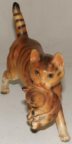 Vintage Enesco? Napco? Norcrest? Lefton? Japan China Mama Cat Carrying Kitten In Mouth Walking Ceramic Momma Orange Tabby Cat Porcelain Mother Orange Tiger Cat with Kitten A363