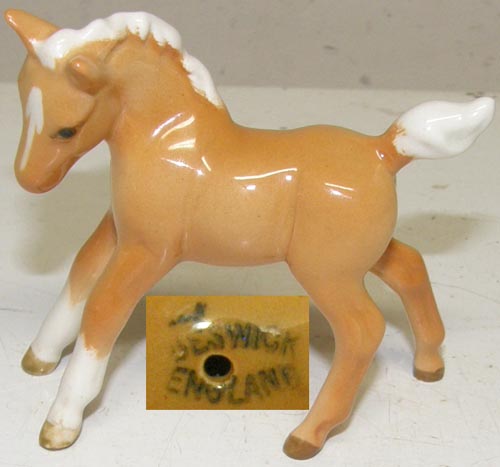 Vintage Beswick Foal Small Palomino Foal Facing Left Gambolling Foal 996