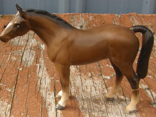 Vintage Norcrest Napco Enesco Lefton Japan? China Brown Standing Horse Figurine Bay Hunter Thoroughbred TB