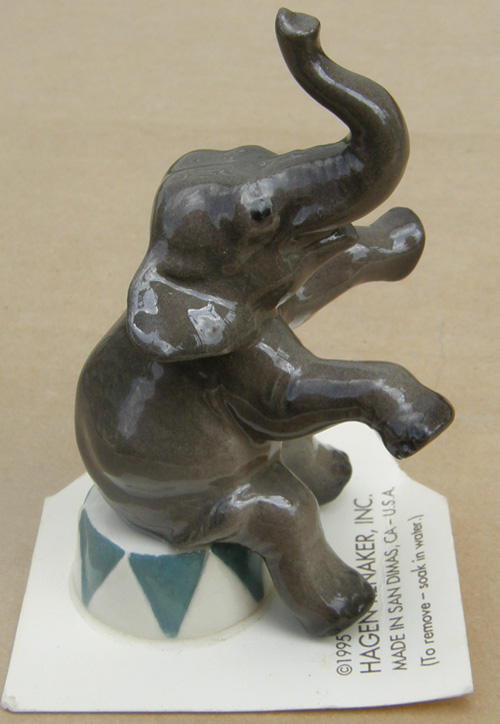 Vintage Hagen Renaker #879 Circus Elephant Sitting Elephant Seated HR Mini China Ceramic Elephant Figurine