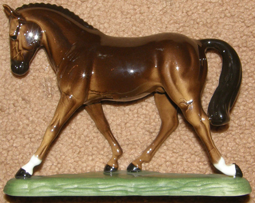 Vintage Loza Electrica Hagen Renaker Bay Dressage Horse On Base Horse Figurine #060 VARIATION