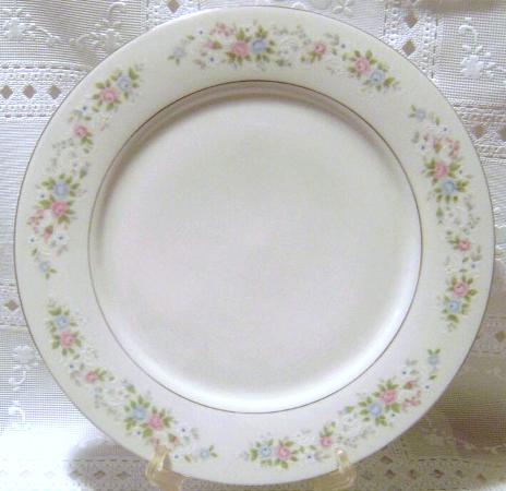 Vintage Sango Cannes 8078 Her Majesty China 10 5/8" Dinner Plate