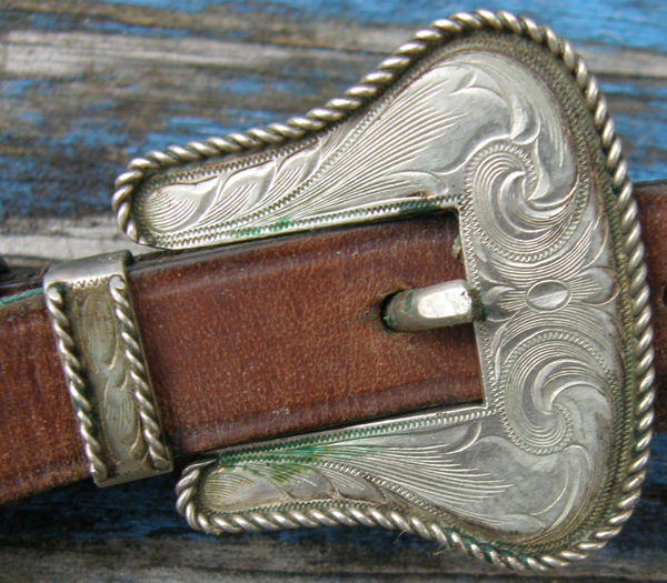 Vintage Arabian Western Shaped Center Ring Breastcollar Silver Trim Western Breast Collar Brown Horse