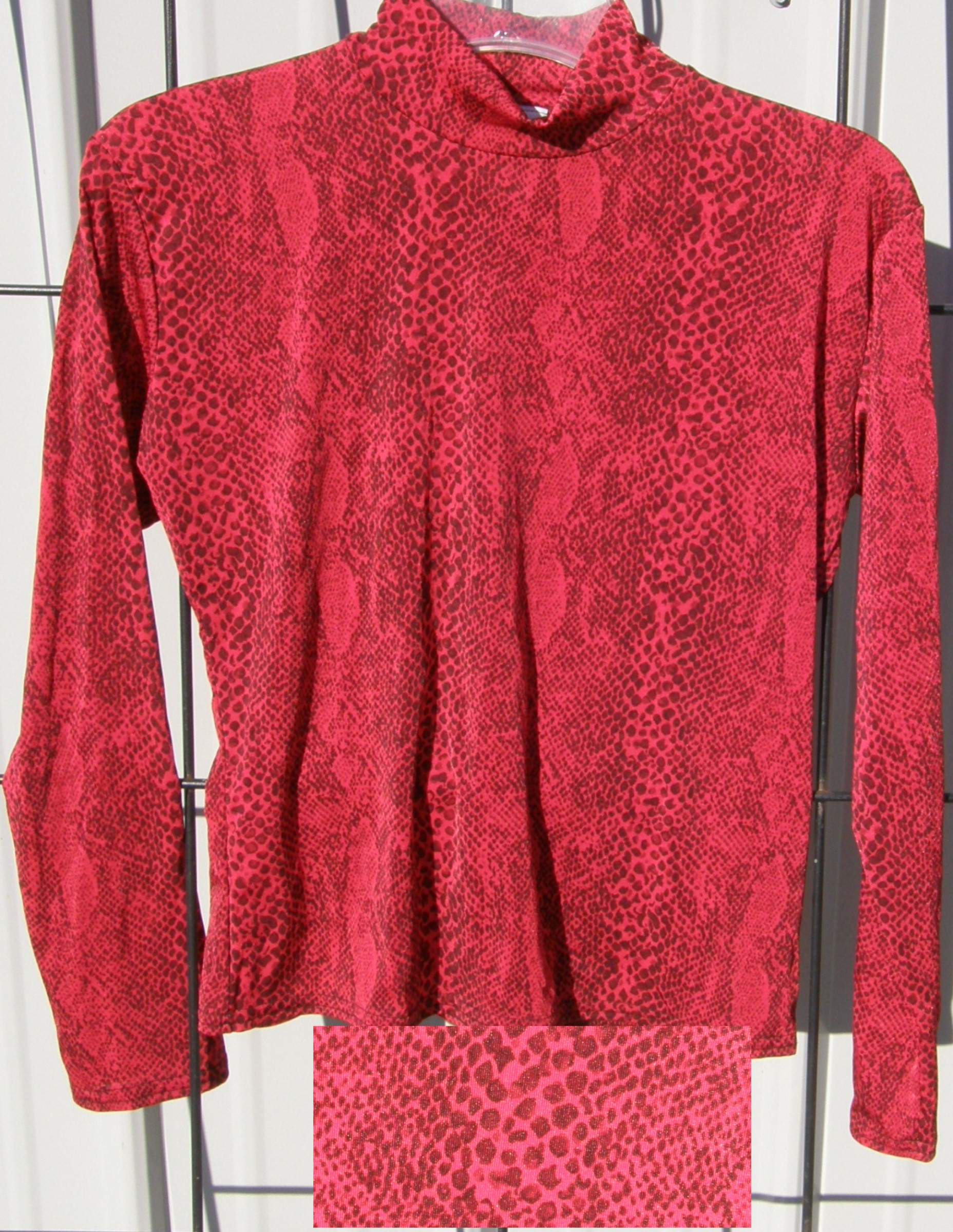 FTWW Slinky Top Western Show Shirt Red Snakeskin Print Red Python Print Ladies L