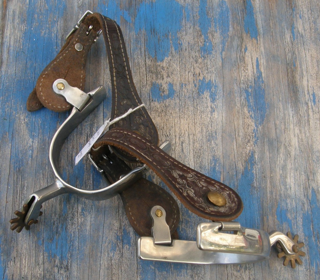 Weaver Western Cutting Spurs with Tolled Leather Spur Straps Ranch Spurs Western Spurs with Brass Rowel