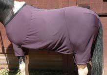 68" - 70" CF Iron Horse Stay-Put Blanket Fleece Turnout Blanket Fleece Blanket Liner Full Body Cooler Horse Plum