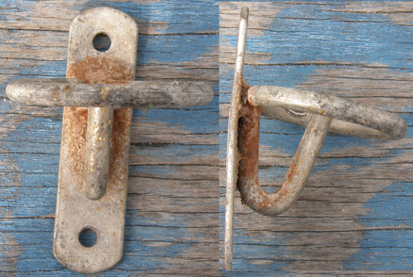 Wall Mount Bucket Holder Bucket Bracket Bucket Hook Gate Latch