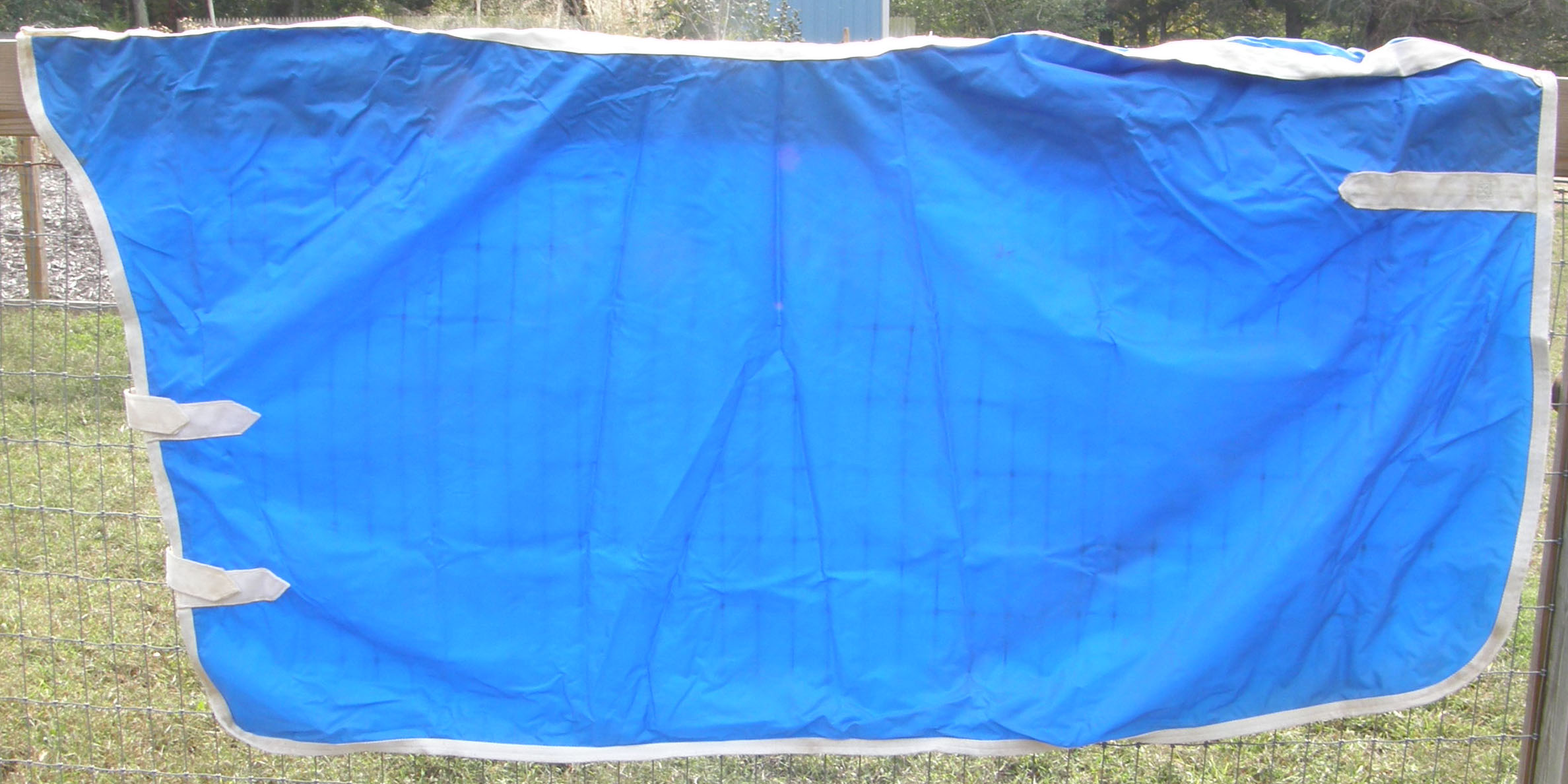 Fitted Cooler Style Nylon Rain Sheet Fitted Nylon Rain Slicker L Horse Blue/White