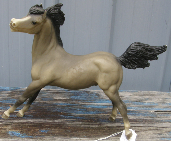 #2090 Smoky the Cowhorse Smokey