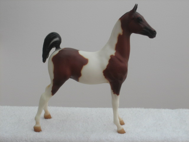 Breyer #494092 Future Champions Set Bay Pinto Saddlebred Weanling SR Sears 1992