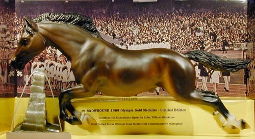 Breyer #701596 Snowbound SR USET Festival Of Champions 1996 Bay Jumping Horse with Wall