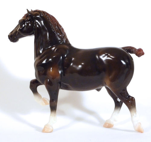 Breyer #703298 Buddy SR Glossy Liver Chestnut Belgian QVC Special Run 1998
