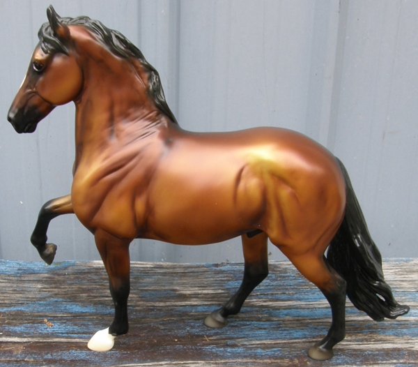 #710914 Cobrizo SR Breyerfest Celebration Horse 2004 Metallic Bay Peruvian Paso