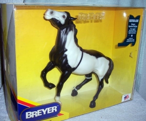 Breyer #720198 Renegade Overo Pinto Mustang SR Black Paint Semi Rearing Mustang Special Run Toys R Us 199