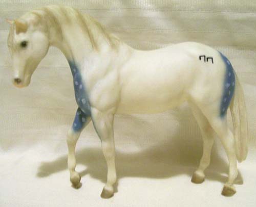 Breyer #869 Lakota Pony Indian Pony with War Paint on Butt Chalky Alabaster Azteca Foundation Stallion