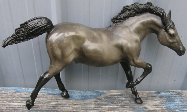 Breyer #879 Rumbling Thunder Dark Dapple Running Stallion