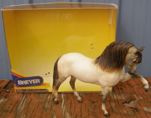 Breyer #880 Midieval Knight Red Roan Leginario III Andalusian