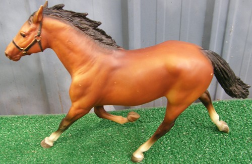 Breyer SR Medium Bay Pacer SR Sears 1981-1985 Special Run Standardbred Pacer