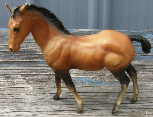 Breyer #3045 Classic Quarter Horse Foal Bay Classic QH Family Foal CQHF