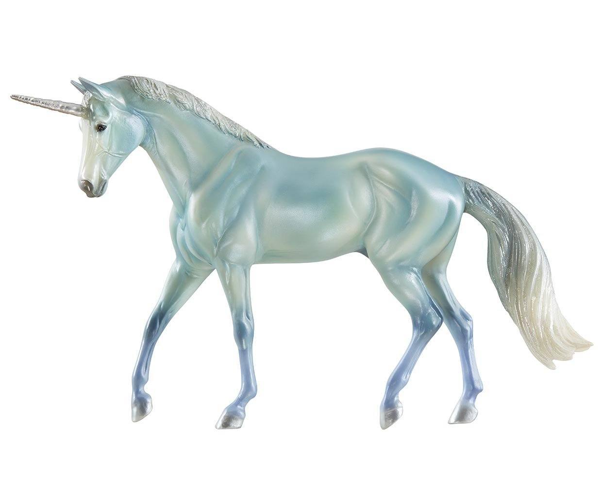#62060 Le Mer Unicorn of the Sea Pearly Seafoam Classic Freedom Stock Horse Gelding