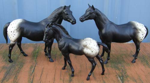 Breyer STABLEMATES WILD AT HEART #6035 Retired! – Mt Holly Supply