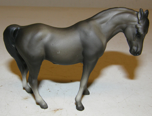 Breyer #495092 Stablemate Arabian Mare SM Medium Grey Arab Mare SR Sears Stablemate Assortment IV