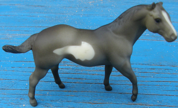 #5901 Assorted Stablemates SM Grulla Pinto Quarter Horse Stallion QH Stablemate 12 pc Assortment