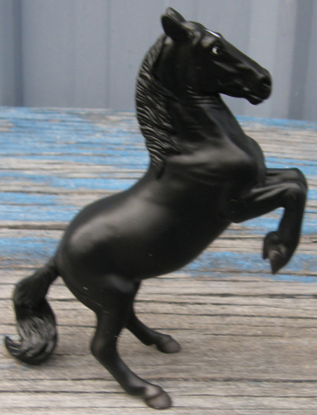 Breyer #6058 Stablemate Deluxe Horse Collection Black Lipizzaner Darwin SM