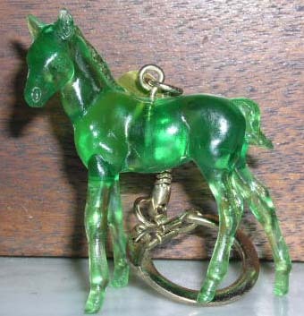 Breyer Stablemate Thoroughbred Standing Foal Keychain SR Breyerfest SM Green Standing TB Foal Key Chain