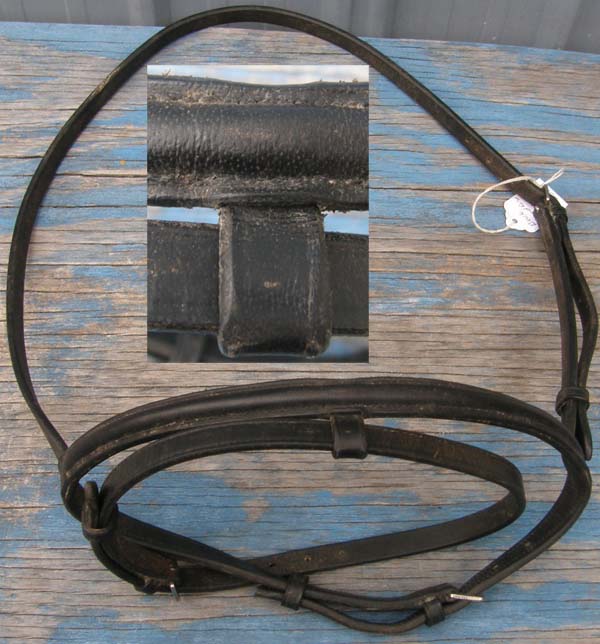 Bobbys Round Raised English Caveson with Flash Noseband Attachment Black Horse