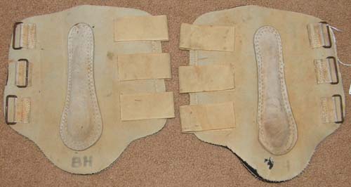 Neoprene Splint Boots Front or Rear Tendon Boots Leg Protection M/L Horse White