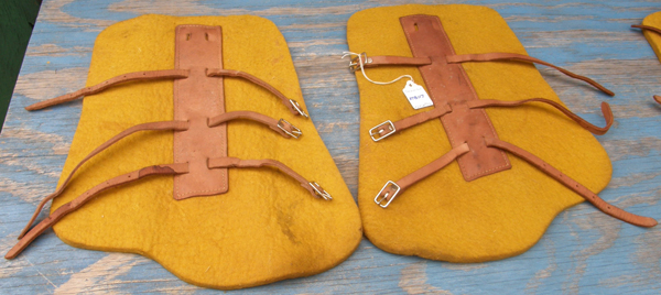 Feather-Weight? Champion Turf? Vintage Hind Trotting Boots Canary Wool Soaking Boots Polo Boots Tendon Boots with Ankle Protection Standardbred Trotter Pacer Racing Boots