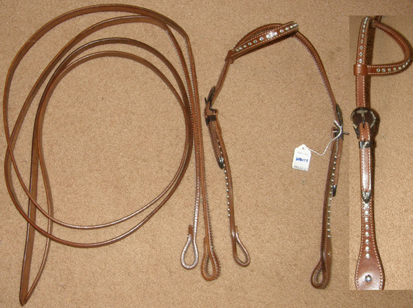 Showman Sliding One Ear Western Headstall Rhinestones Studs Antique Brown Silver Cross Buckles Rhinestone Studded Chestnut Western Bridle with Split Reins