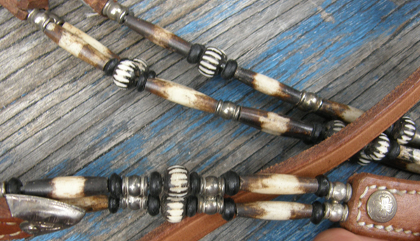 Arabian Western Headstall Black Brown White Ferrule Beads Beaded Western Headstall Split Reins Paso Gaited Horse Western Headstall Silver Western Bridle Double Silver Ferrule Cheeks Browband Chestnut Horse